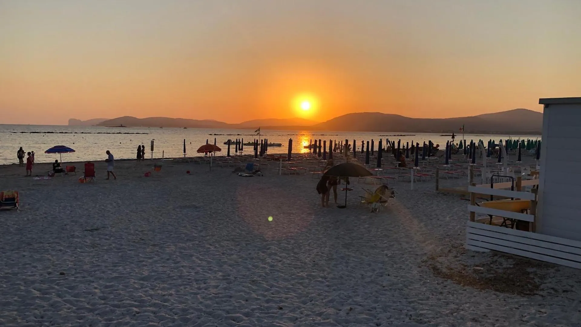 A 300 M Dal Mare: Signorile E Silenzioso Apartamento Alghero